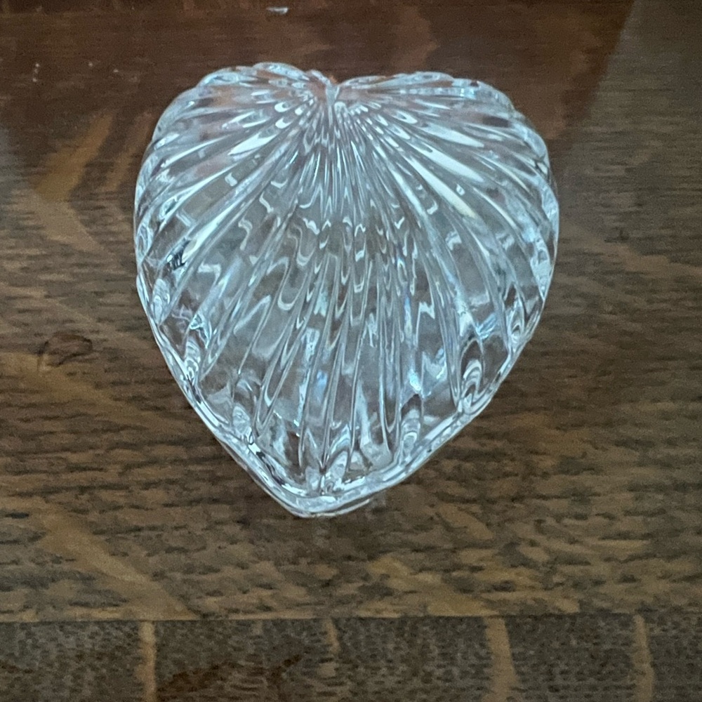 Clear Heart-Shaped Glass Trinket Box